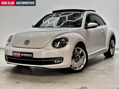 Volkswagen Beetle 1.2i DSG / Pano / P-Pilot / Nav / Bluetooth