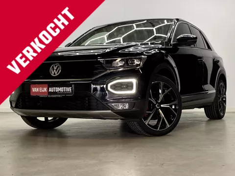 Volkswagen T-Roc 1.5 TSI Sport R Black / Carplay / Navi 19inch TOP!