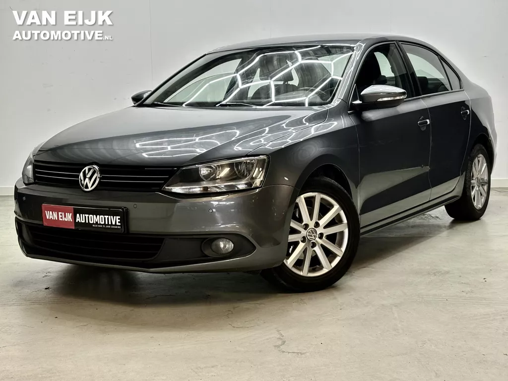 Volkswagen Jetta 1.2i Trekh / Navi / Nw ketting / zeer mooi